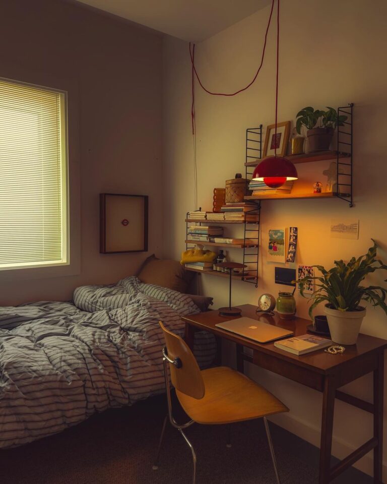 41 Trendy Dorm Room Ideas to Try Out