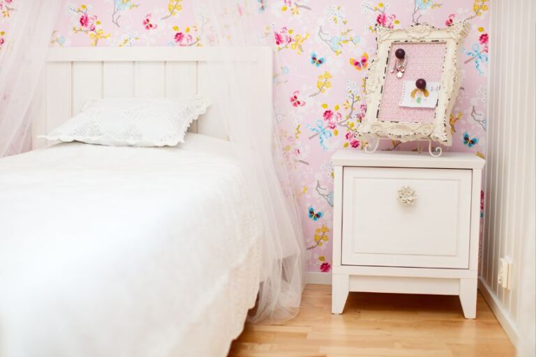 31 Trendsetting Ideas for Creative Dorm Room 