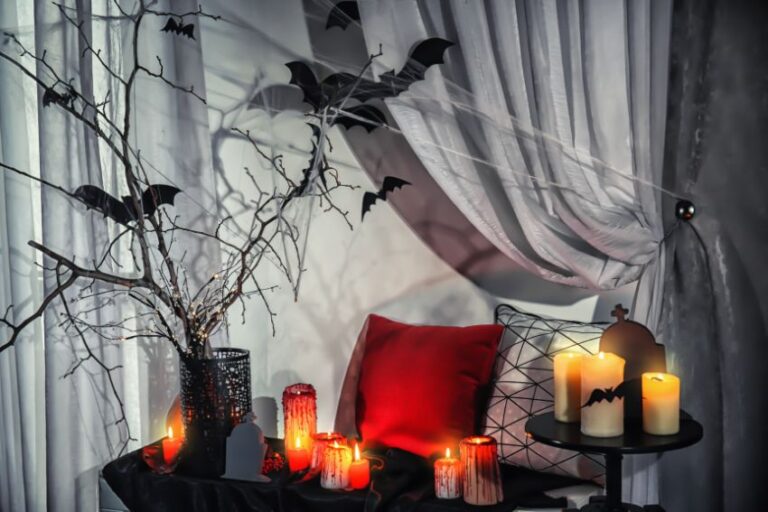 31 Spooktacular Halloween Dorm Decor Ideas